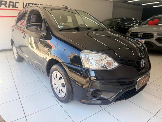 TOYOTA ETIOS 1.5 XS 16V FLEX 4P MANUAL TOYOTA ETIOS 1.5 XS 16V FLEX 4P MANUAL